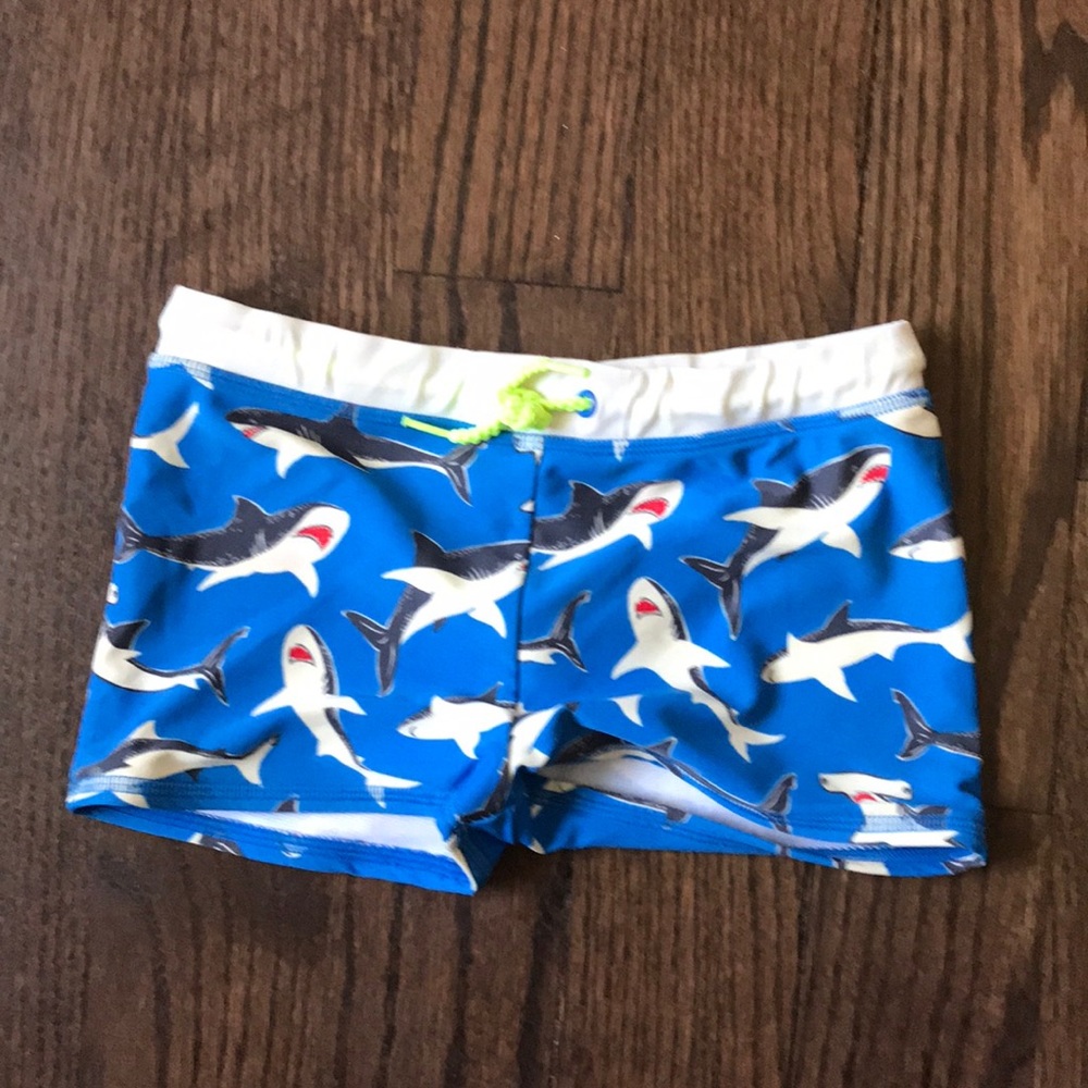 Mini Boden 6/7 swim shorts